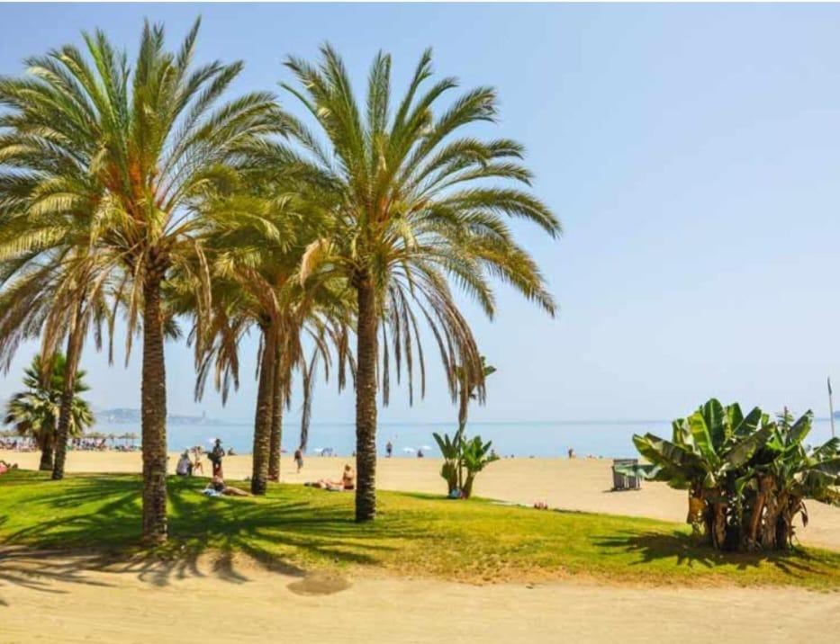 Ferienwohnung Malagueta 1 Linea De Playa Málaga Exterior foto