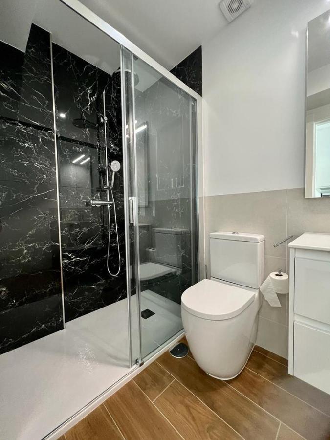 Ferienwohnung Malagueta 1 Linea De Playa Málaga Exterior foto